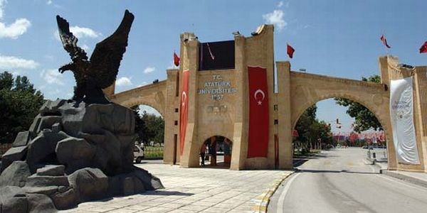 Atatürk Üniversitesinde gerginlik