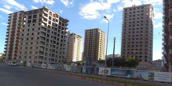 Konut Fiyat Endeksi artt�