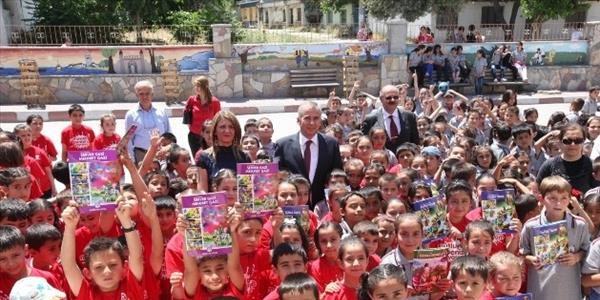 Denizli Belediyesi 14 yeni eseri okuyucuyla buluşturdu