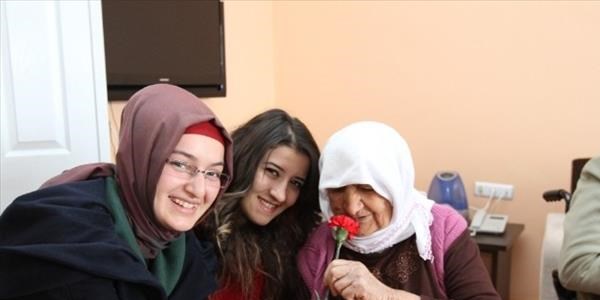Öğrencilerden anlamlı ziyaret