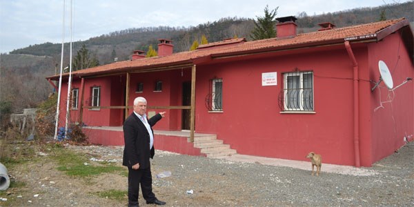 Sa�l�k evi var, personel yok