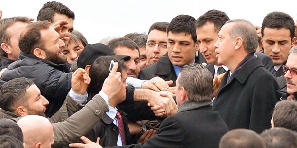 Ala, vali ve emniyet müdürleri listesini Başbakan'a sundu