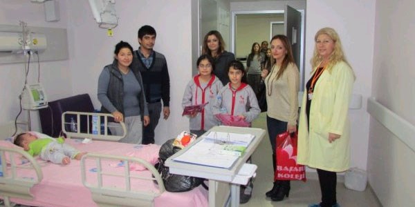 Lösemi hastası çocuklara yeni yıl hediyesi