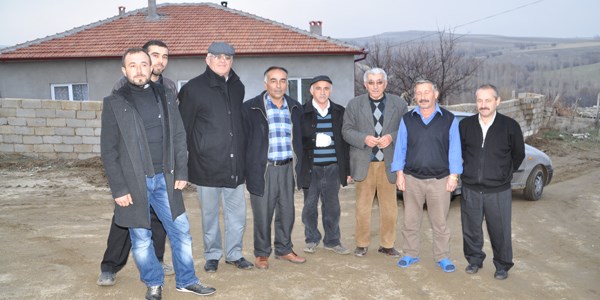 Kuduz kurdun sald�rd��� 4 ki�inin k�y� karantinaya al�nd�