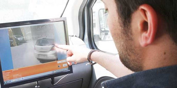 Çalıntı otomobili gördüğü anda alarm veren sistem