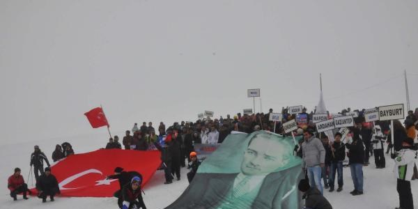 Sarıkamış Şehitleri Bitlis'te de anıldı