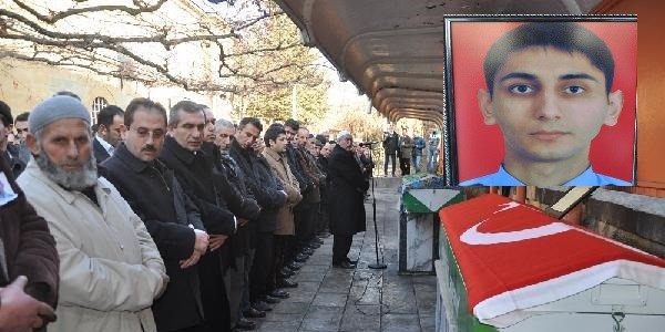 Kazada yaralanan polis memuru 9 gün sonra yaşamını yitirdi
