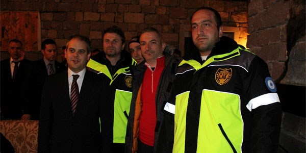 Bakan Kılıç, Canik kurtarma ekibini tebrik etti