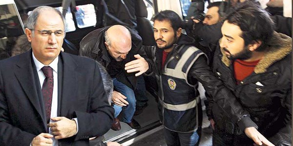 'A Tak�m�'n� tasfiye ba�lad�