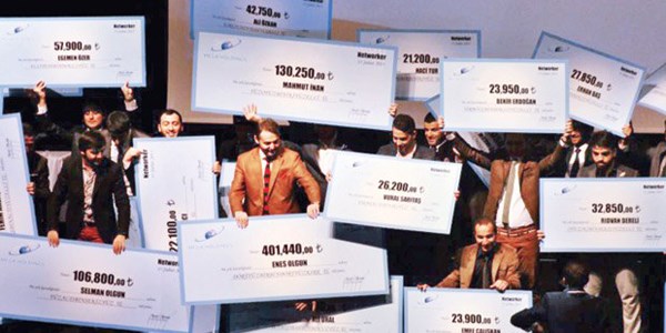 Titan skandalını hatırlatan yeni nesil saadet zinciri