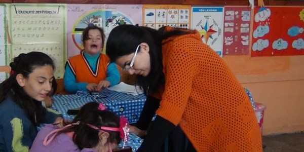Zihinsel Engelliler Sınıf öğretmenleri çözüm bekliyor