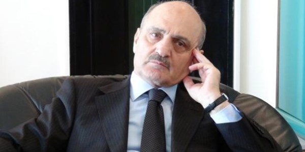 Erdoğan Bayraktar istifadan vazgeçti