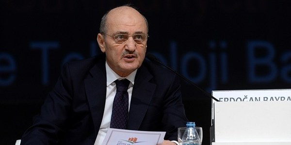 Erdoğan Bayraktar milletvekilliğinden istifa etti