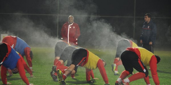 Futbolcular buharlaştı