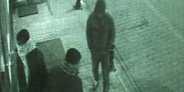20 saniyede 8 bilgisayar çaldılar