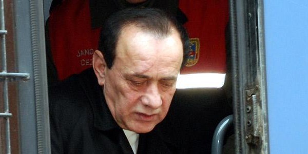 Erdo�an'dan �ak�c�'ya tehdit ve hakaret davas�