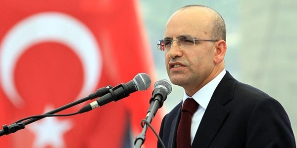 Maliye Bakanl���'nda g�revden almalar s�r�yor