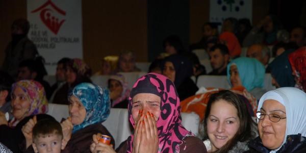 Kuradan ev çıkınca, gözyaşlarını tutamadılar