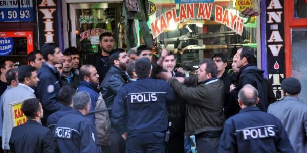 Gaziantep'te park etme kavgası: 10 gözaltı