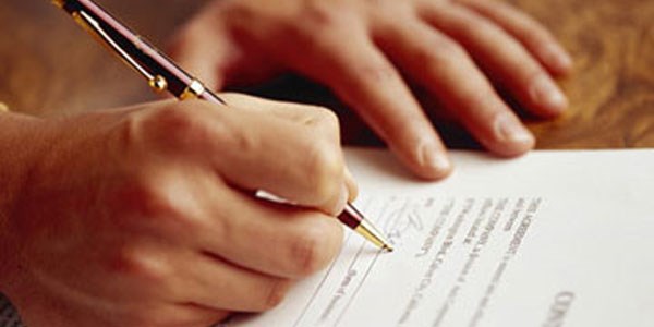 Yüzlerce doktor ve öğretmen maaşına icra şoku