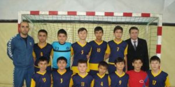 Karap�nar Abdullah G�pg�po�lu ortaokulu finalde