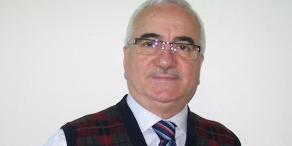 Bir hafta arayla hem annesini hem babas�n� kaybetti