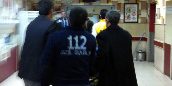 İkinci kattan düşen çocuk yaralandı