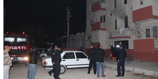Polis lojmanında yangın