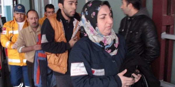 Makine temizlerken 17 işçi zehirlendi