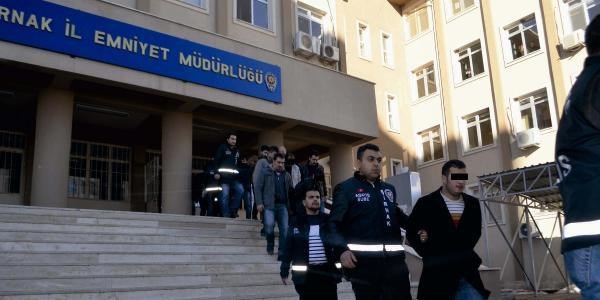 Şırnak'ta 8'i asker 28 şüpheli tutuklandı