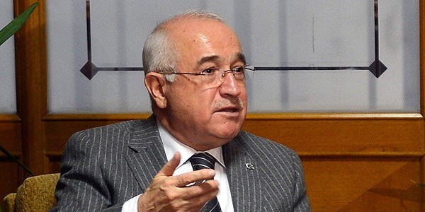 �i�ek: Hukuka uymadan hukuk istiyorlar