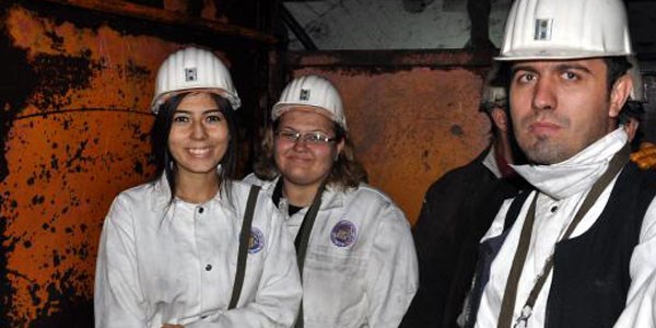 Acil durumlarda madencileri uyar�yor!