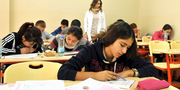 Ücretsiz eğitim veren ALBEM'e yoğun öğrenci ilgisi