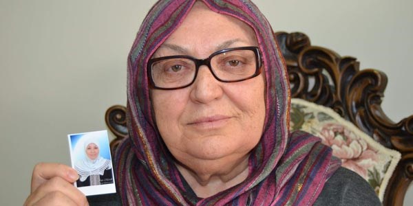 G�zelle�mek isteyen 63 ya��ndaki kad�n�n botoks �ilesi