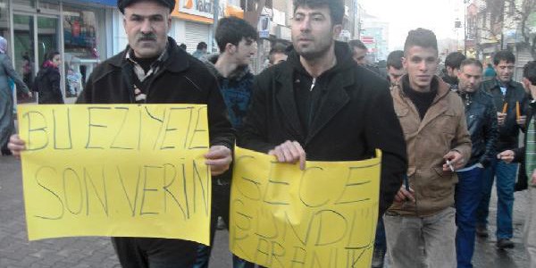 Do�ubayaz�t'ta elektrik kesintilerine mumlu protesto
