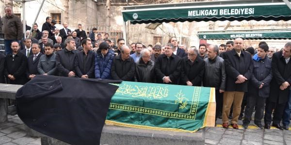 İdris Naim Şahin, Kayseri'de cenazeye katıldı