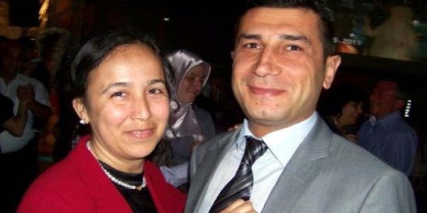 Polis e�inin �ld�rd��� hem�ire, k�y�nde defnedildi