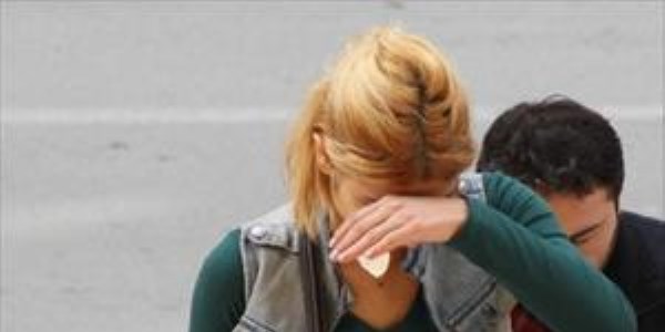 Sosyete Pazarı'nda hırsızlık yapan genç kız yakalandı