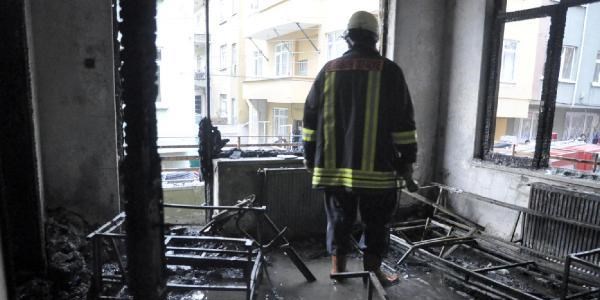 4 katlı apartmanda yangın