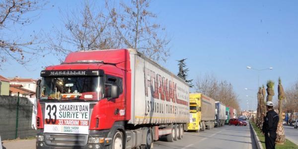 �HH'nin 5 t�r'l�k yard�m konvoyu suriye yolunda