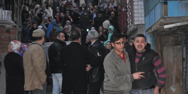 Ortaokul öğrencisi kendini astı