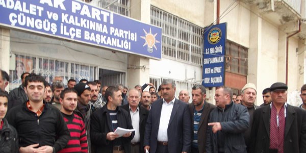 Ak Parti'de toplu istifa