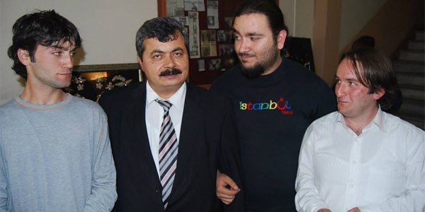 Lokantadan çıkan tenor