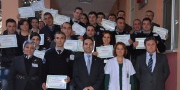 Sa�l�k personeline �eyrek alt�n hediyesi