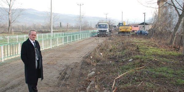 Belediye alt yapı hizmetlerine devam ediyor