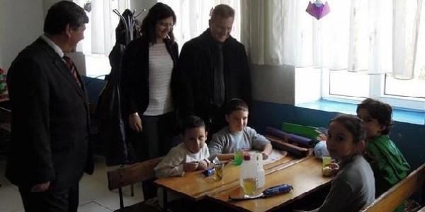 Bu okulun sadece 4 öğrencisi var