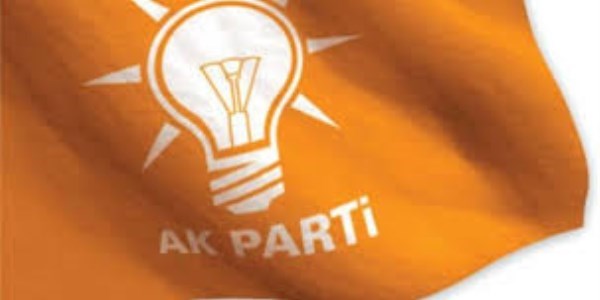 Aday gösterilmeyince istifa edip SP'ye geçti
