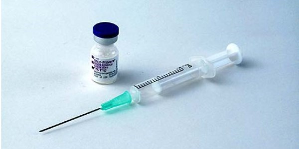 2 yaşındaki çocuk iğne vurulduktan sonra öldü iddiası