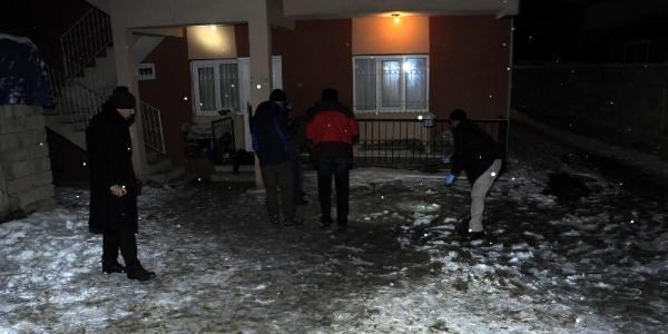 Ak Partili Van adayının evine bomba atıldı
