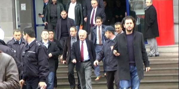 Belediye ba�kan yard�mc�s�na tehdit iddias�